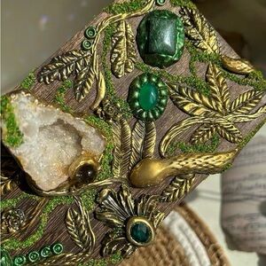 Decorative Wooden Jewelry Box with Green and Gold Accents